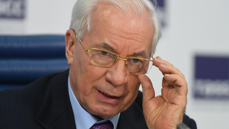 Экс-премьер предрек исчезновение украинской нации