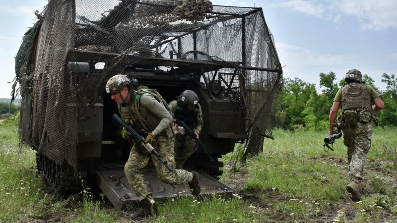 СМИ узнали, когда у Украины могут закончиться средства на войну