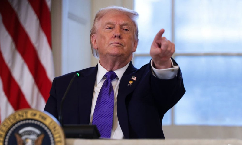 Биткоин упал до 300 из‑за ультиматума Трампа Ирану