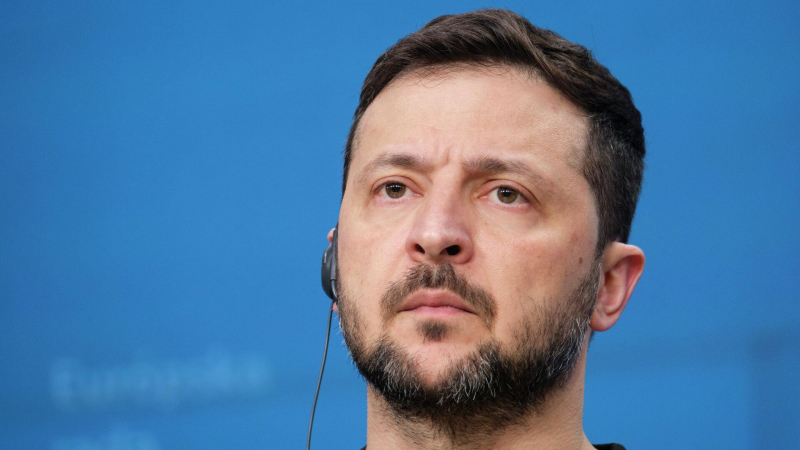 "Давно потеряли". На Западе раскрыли правду о Зеленском