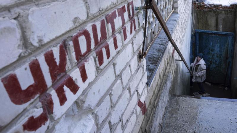 В девяти областях Украины объявили воздушную тревогу